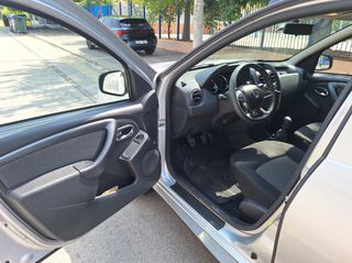 Dacia Duster 2017-thumb-19