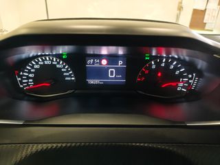 Peugeot 2008 2021 AYTOMATO-thumb-15