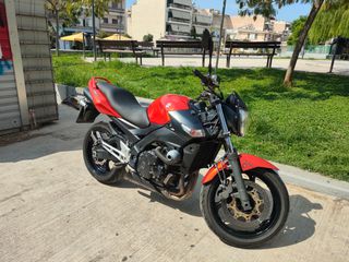 Suzuki GSR 600 2008