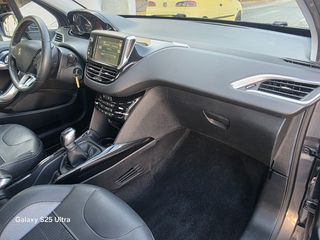 Peugeot 2008 2016-thumb-25