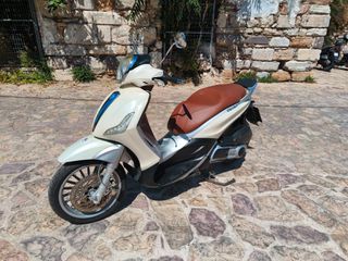 Piaggio Beverly 300 2016-thumb-3