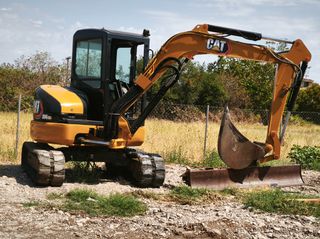 Εκσκαφάκι (διαβολάκι) CAT 2005 304 CR