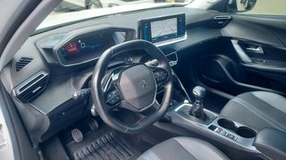 Peugeot 2008 2021 1.2 PURE TECH 130 PS ALLURE-thumb-9