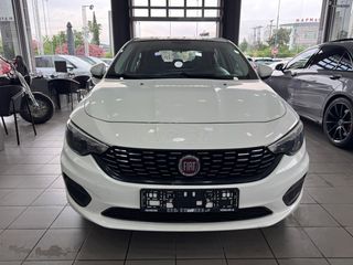 Fiat Tipo 2019 1.4 90PS POP SEDAN 6SPEED!-thumb-3