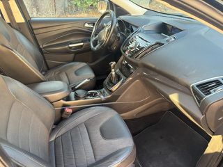 Ford Kuga 2014-thumb-3
