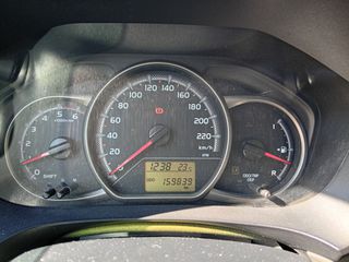 Toyota Yaris 2014 ΕΛΛΗΝΙΚΗΣ ΑΝΤΙΠΡΟΣΩΠΕΙΑΣ-thumb-5