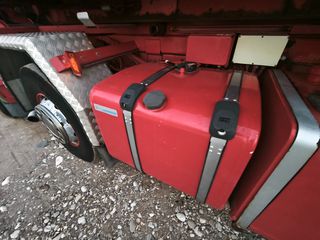 Ανατροπή Scania 2007 R420 8x2-thumb-8