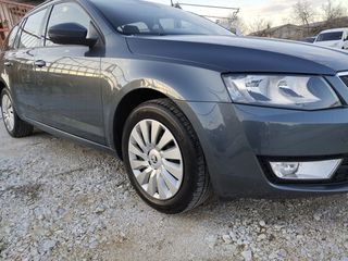 Skoda Octavia 2016 1.6 diesel caravan. Τέλεια κατάσταση-thumb-9