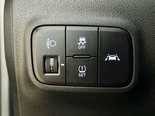 Hyundai i 10 2021 1.0cc EDITION 30 NAVI-thumb-27