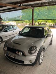 Mini Cooper S 2010 50 Camden-thumb-2