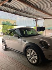 Mini Cooper S 2010 50 Camden-thumb-4