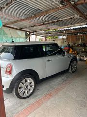 Mini Cooper S 2010 50 Camden-thumb-5