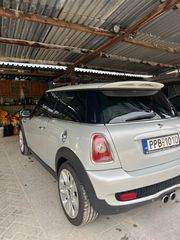 Mini Cooper S 2010 50 Camden-thumb-6