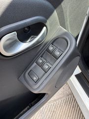 Dacia Duster 2017-thumb-10