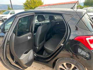 Hyundai i 10 2017 full extra-thumb-10