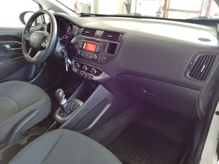 Kia Rio 2013 1.2 75 hp diesel-thumb-15