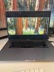 MacBook Pro 16" 2019 – i9 / 64GB RAM / 1TB SSD / Radeon 5500M – Space Gray