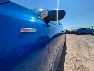 Ford Focus 2018 st-line-thumb-8
