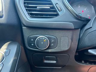 Ford Focus 2018 st-line-thumb-29