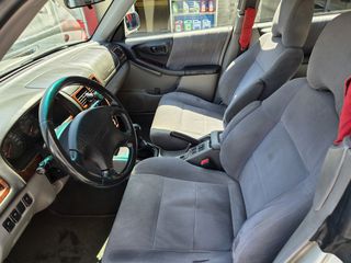 Subaru Forester 2000 TURBO-thumb-15