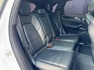 Porsche Cayenne 2018 E-HYBRID 462hp-thumb-22
