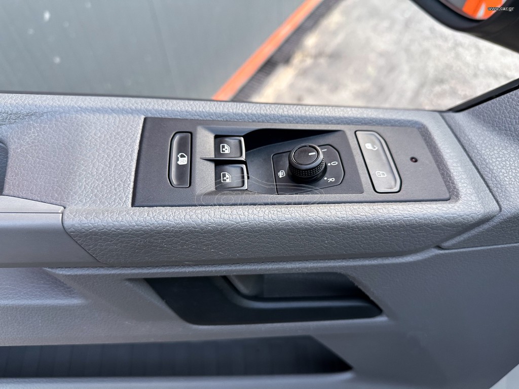 Volkswagen Transporter thumbnail 19
