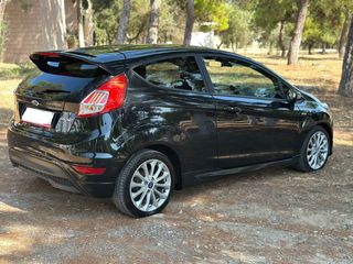 Ford Fiesta 2016 ST-LINE-thumb-6