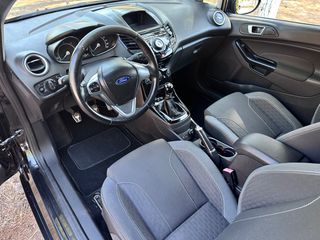 Ford Fiesta 2016 ST-LINE-thumb-10
