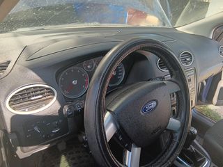Ford Focus 2005-thumb-1
