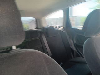 Ford Focus 2005-thumb-5
