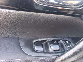 Nissan Qashqai 2014 1.6 dCi Acenta 4x4-thumb-9