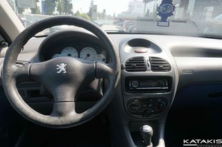 Peugeot 206 2001 1.4L-90HP-thumb-11