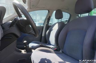 Peugeot 206 2001 1.4L-90HP-thumb-13