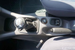 Peugeot 206 2001 1.4L-90HP-thumb-20