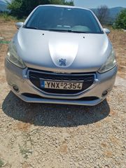 Peugeot 208 2012