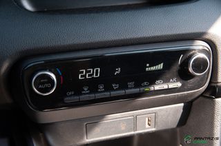 Toyota Yaris 2021 Hybrid Business 1.5i 116HP AUTO ΖΑΝΤΕΣ ΟΘΟΝΗ CLIMA EU6-thumb-27