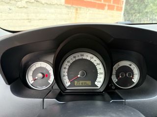 Kia Ceed / cee'd 2010-thumb-1