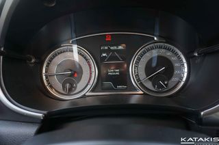 Suzuki Vitara 2023 GL + |Hybrid 48v 4X4|Clima| Rear Camera|Alu-thumb-26