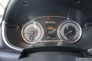 Suzuki Vitara 2023 GL + |Hybrid 48v 4X4|Clima| Rear Camera|Alu-thumb-27