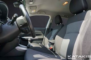 Suzuki Vitara 2023 GL + |Hybrid 48v 4X4|Clima| Rear Camera|Alu-thumb-16