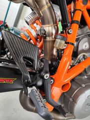 KTM 990 Super Duke 2011 Super Duke R990-thumb-10