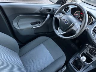 Ford Fiesta 2010 /// 1.25 /// Trend ///-thumb-23