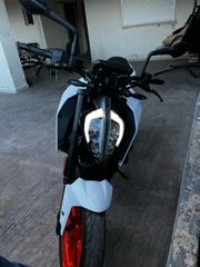 KTM 390 Duke 2019-thumb-2