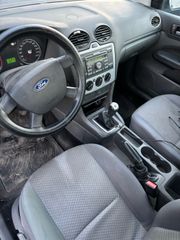 Ford Focus 2006-thumb-10