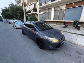 Ford Focus 2011 Ecoboost titanium 182 hp-thumb-9