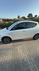 Lancia Ypsilon 2012 Constant-thumb-3