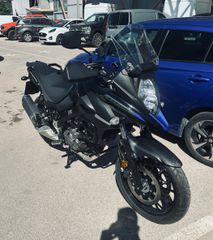 Suzuki V-Strom 650 2025