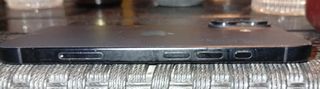 iPhone 16 128 black-thumb-6