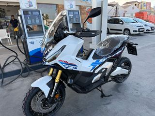 Honda X-ADV 2026-thumb-1