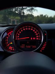 Mini Cooper D 2018-thumb-13